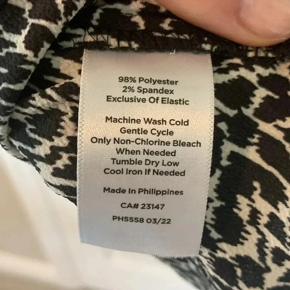 Talbots sleeveless blouse with tie front size small new with tags - Picture 7 of 8